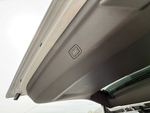 New 2026 Chevrolet Tahoe Premier AWD/4WD image 31