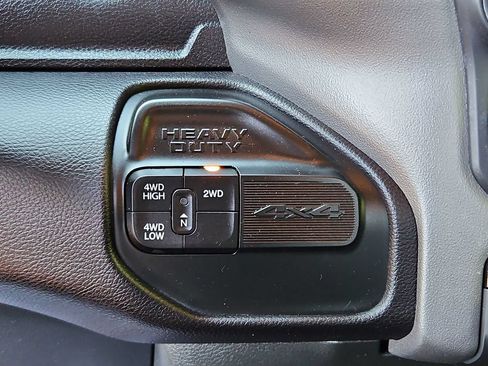 Used 2023 RAM 2500 Big Horn w/ Level 1 Equipment Group AWD/4WD image 17