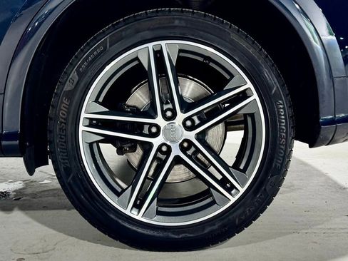 Used 2020 Audi SQ5 Premium Plus w/ Premium Plus Package image 31