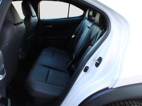 Used 2021 Lexus UX 250h w/ Accessory Package (Z2) AWD/4WD image 33