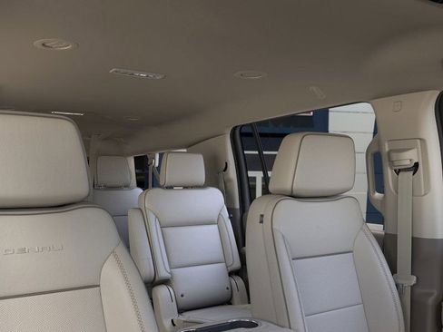 New 2026 GMC Yukon XL Denali image 24