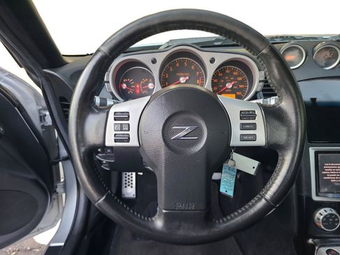 Used 2008 Nissan 350Z Touring w/ Cargo Convenience Pkg RWD image 12