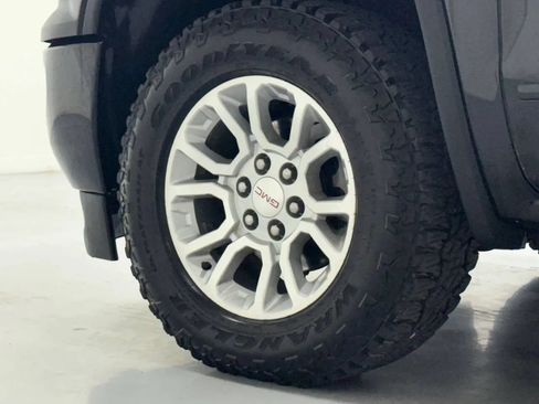 Used 2018 GMC Sierra 1500 SLT w/ All Terrain Package AWD/4WD image 49