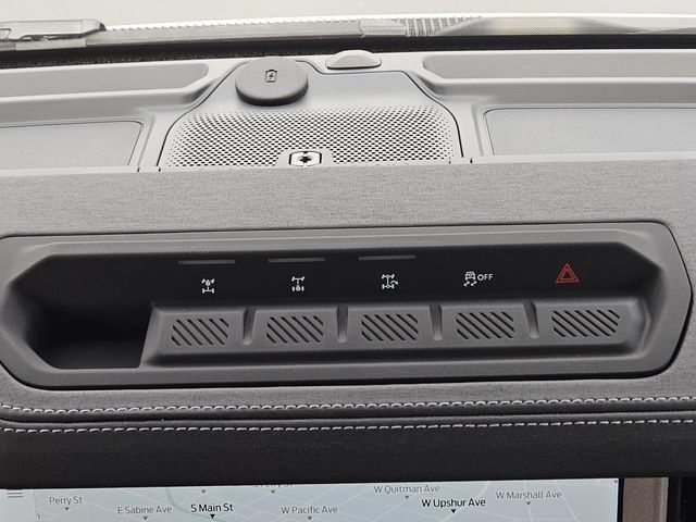 New 2026 Ford Bronco Outer Banks w/ Sasquatch Package AWD/4WD image 11