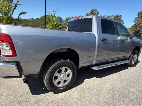 Used 2024 RAM 2500 Big Horn w/ Bed Utility Group image 8