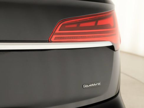 Used 2023 Audi Q5 2.0T Premium AWD/4WD image 30