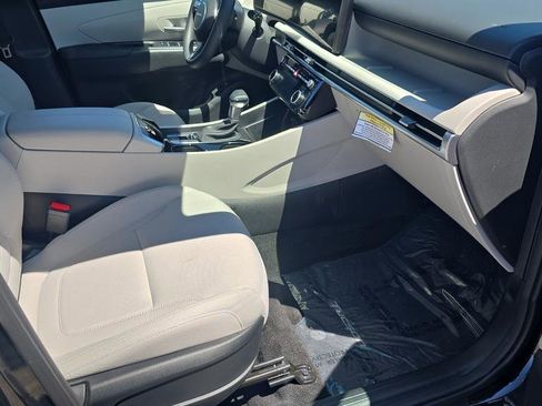 Certified 2025 Hyundai Tucson SEL FWD image 13