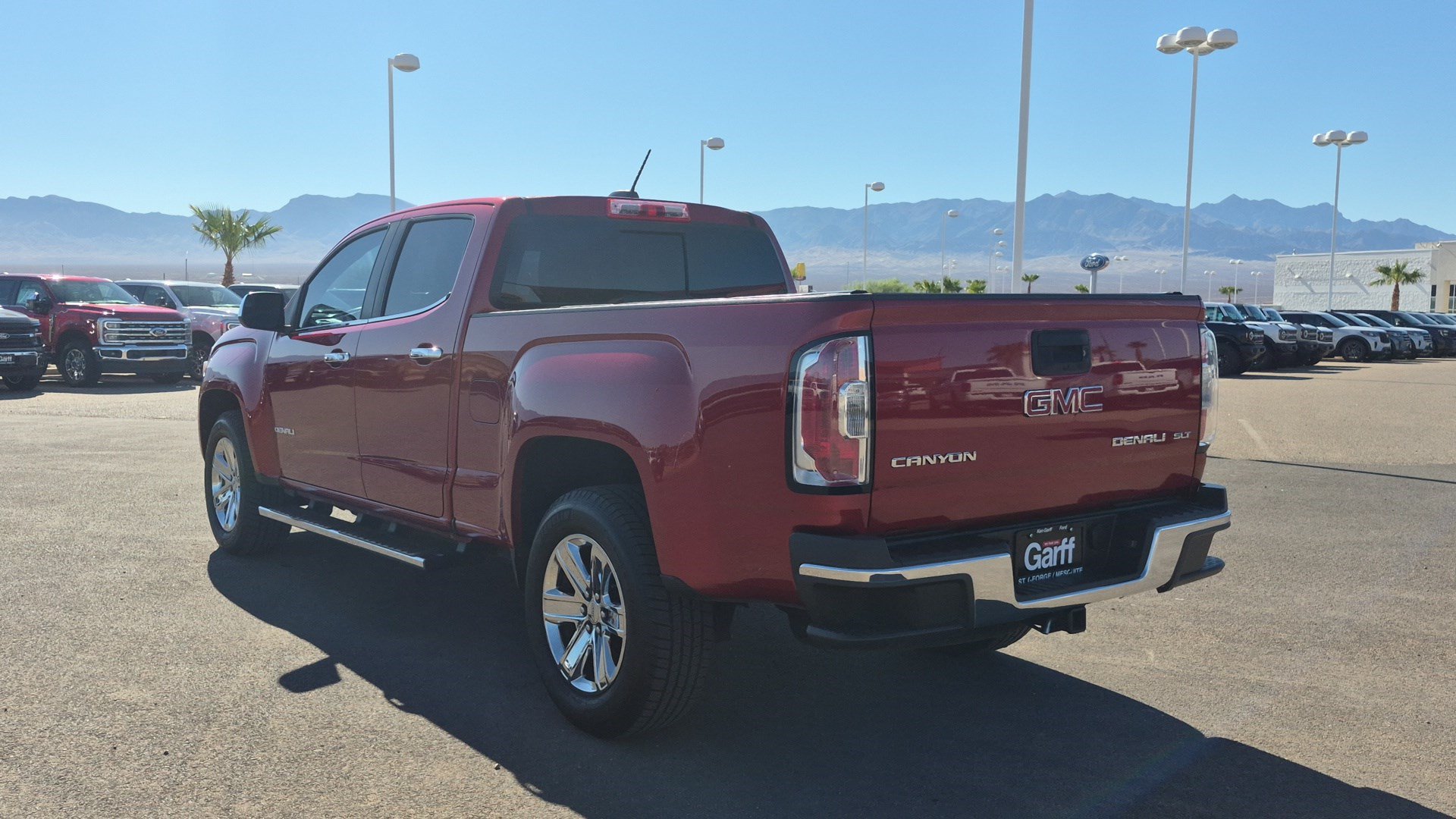Used 2016 GMC Canyon SLT w/ Driver Alert Package RWD image 5