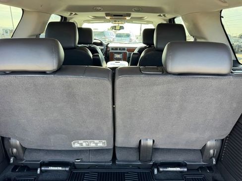 Used 2013 Chevrolet Tahoe LTZ image 10