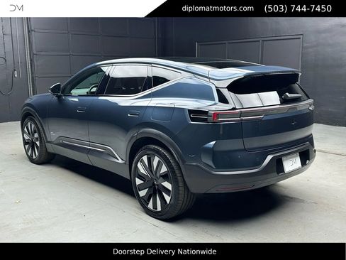 Used 2025 Polestar Polestar 3 Long Range Dual Motor Sport Ut image 5