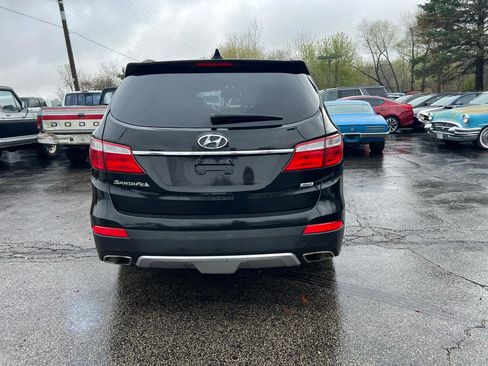 Used 2016 Hyundai Santa Fe SE image 5