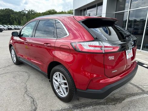 Used 2024 Ford Edge SEL w/ Convenience Package AWD/4WD image 5