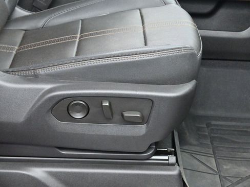 Used 2023 Chevrolet Silverado 1500 High Country w/ High Country Premium Package image 34