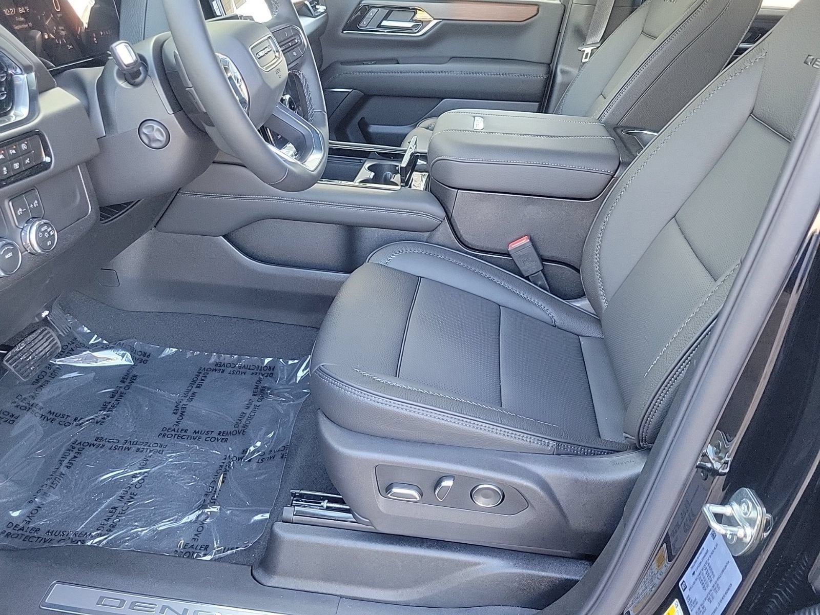 New 2026 GMC Yukon Denali RWD image 10