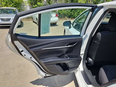 Used 2025 Toyota Camry LE FWD image 27
