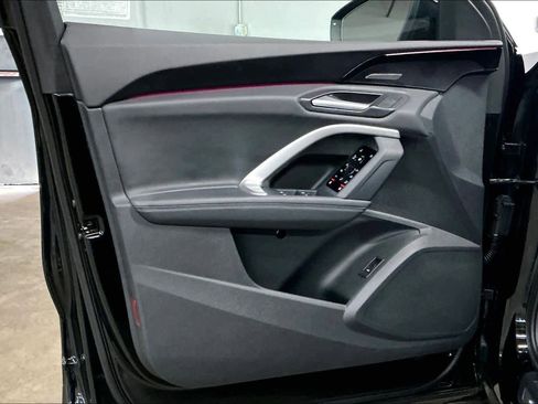 Certified 2025 Audi Q5 Prestige image 26