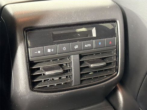 Certified 2023 MAZDA CX-9 Touring image 38