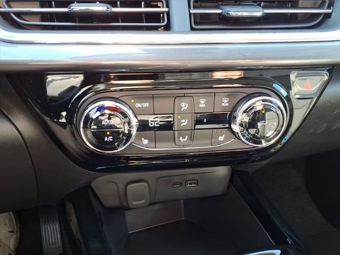 New 2026 Chevrolet Trax ACTIV w/ Driver Confidence Package image 18