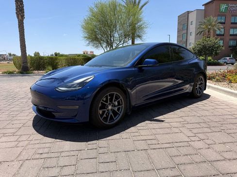Used 2022 Tesla Model 3 Long Range AWD/4WD image 6