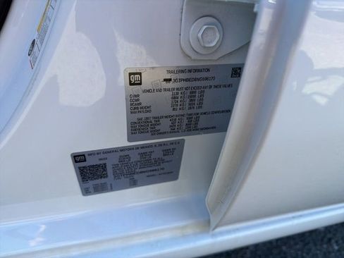 Certified 2022 GMC Sierra 1500 SLE image 11