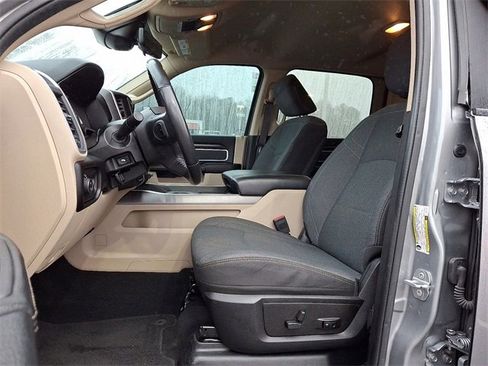 Used 2022 RAM 2500 Big Horn w/ Level C Equiment Group image 13