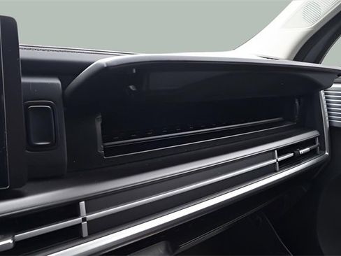 Used 2025 Hyundai Santa Fe SEL image 29