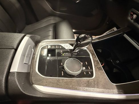 Used 2022 BMW X5 xDrive40i w/ Climate Comfort Package image 37