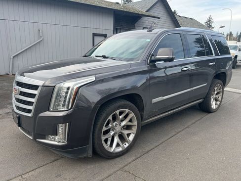 Used 2015 Cadillac Escalade Premium image 1