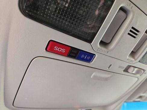 Used 2017 Subaru Outback 3.6R Touring w/ Popular Package #5A image 27