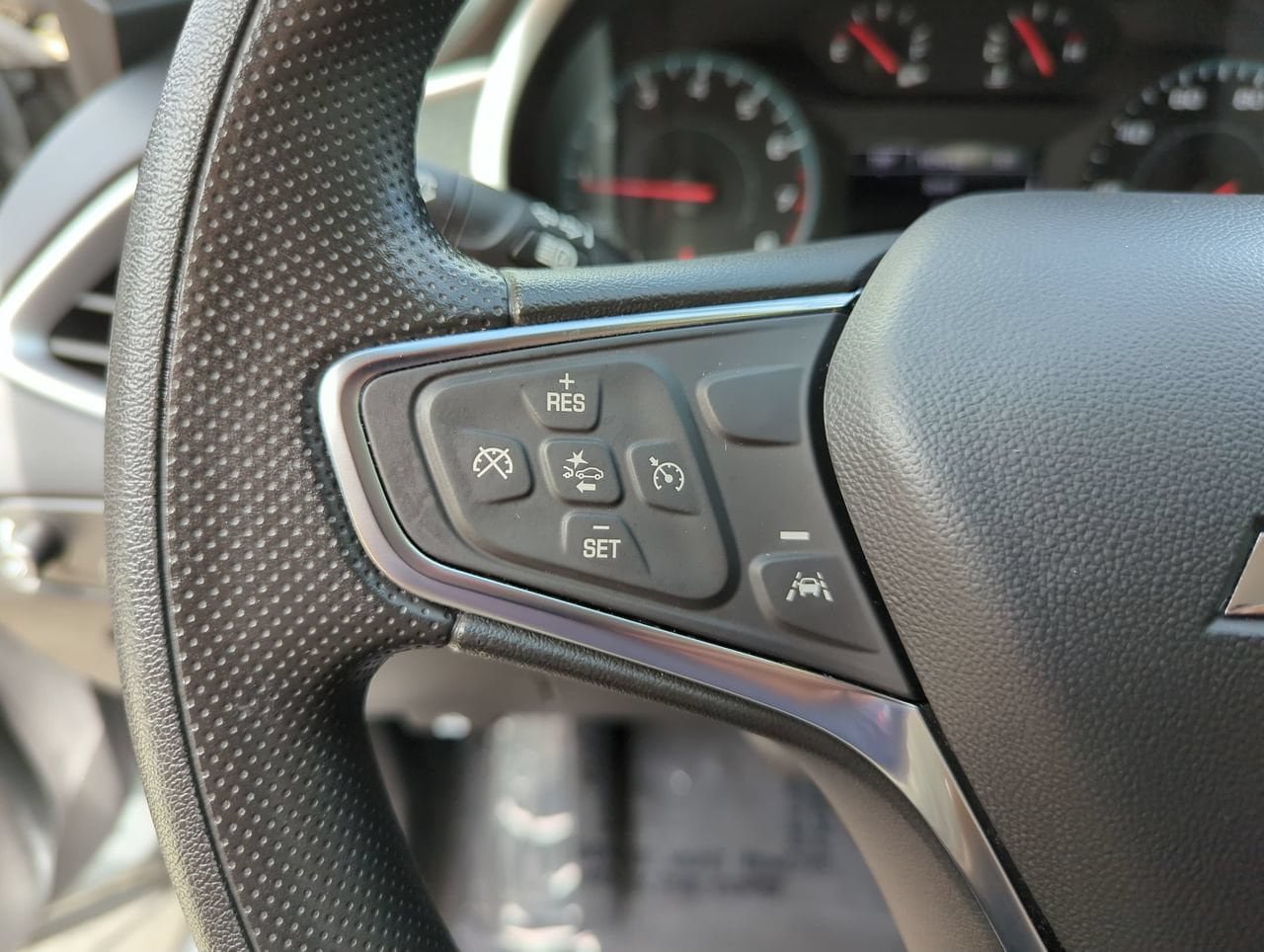 Used 2025 Chevrolet Malibu LT FWD image 11