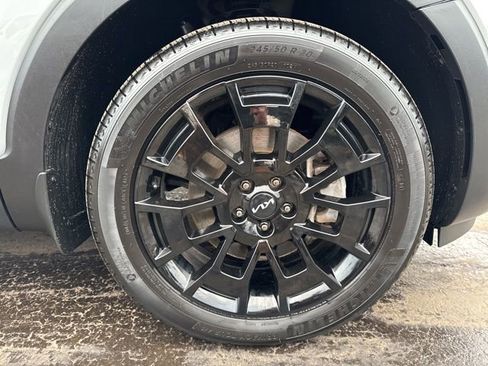 Used 2022 Kia Telluride SX w/ SX Prestige Package image 33