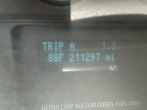 Used 2012 Ford F550 2WD Crew Cab Super Duty w/ PWR Equipment Group image 39