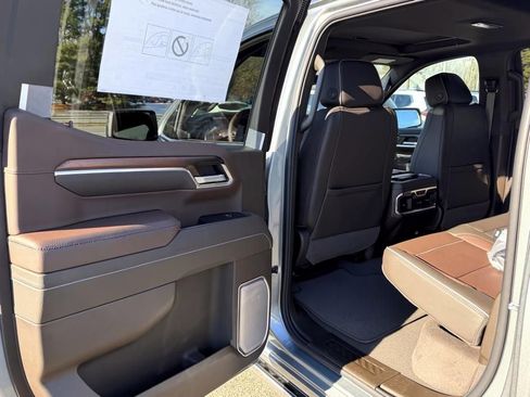 New 2026 GMC Sierra 1500 Denali AWD/4WD image 10