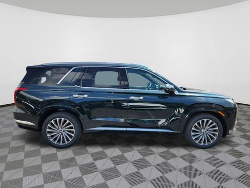 Certified 2025 Hyundai Palisade Calligraphy image 6