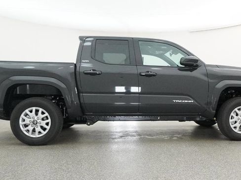 New 2026 Toyota Tacoma SR5 AWD/4WD image 3