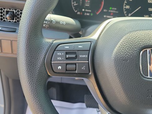 Used 2025 Honda CR-V EX image 22