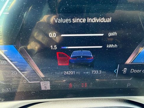Used 2024 BMW 330e xDrive w/ Premium Package AWD/4WD image 12
