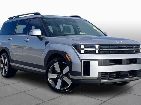 Used 2024 Hyundai Santa Fe Limited image 2