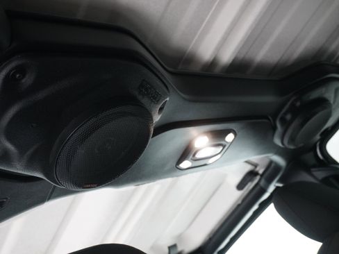 Used 2020 Jeep Gladiator Sport w/ Quick Order Package 24S image 14