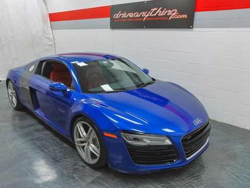 Used 2015 Audi R8 V8 image 40