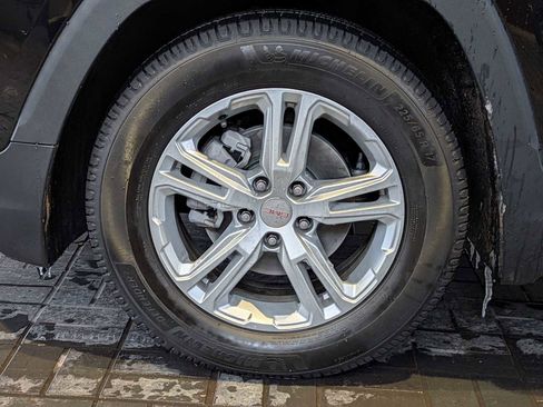 Used 2021 GMC Terrain SLE w/ Driver Convenience Package image 12