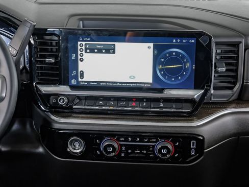 Used 2024 Chevrolet Silverado 1500 LT w/ Z71 Off-Road Package image 25