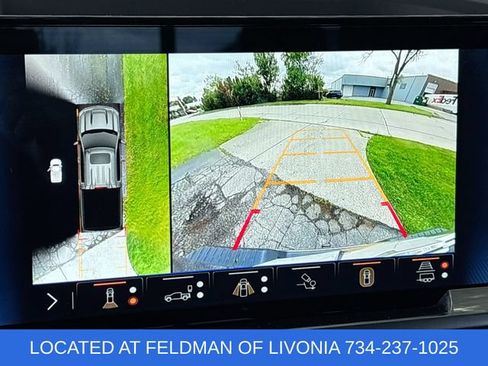 Used 2025 Chevrolet Silverado 1500 LTZ w/ LTZ Premium Package AWD/4WD image 15