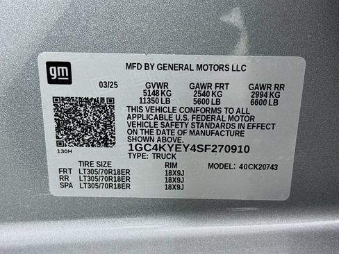 Used 2025 Chevrolet Silverado 2500 ZR2 w/ Technology Package AWD/4WD image 34