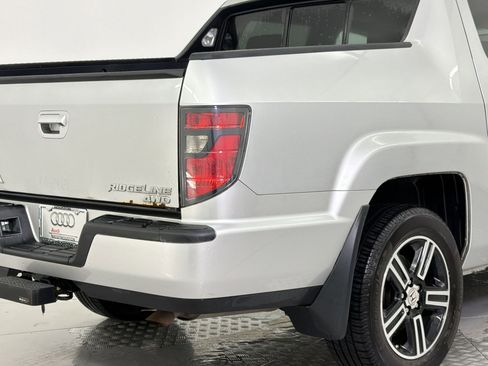 Used 2014 Honda Ridgeline Sport image 19