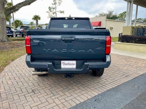 Used 2025 Toyota Tacoma SR5 image 4