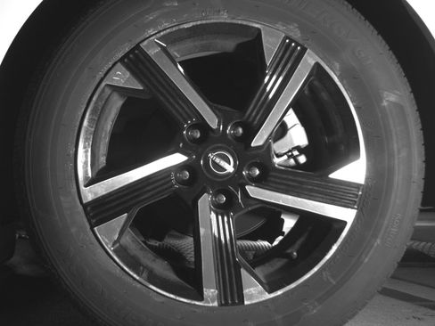 Used 2025 Nissan Sentra SV FWD image 14