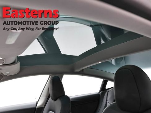 Used 2023 Tesla Model 3 Standard Range image 31