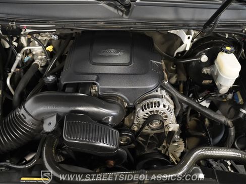 Used 2009 Cadillac Escalade EXT image 34