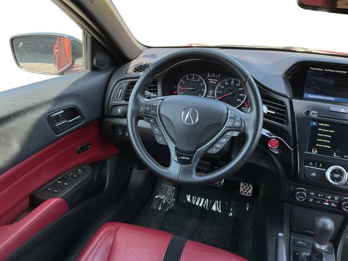 Used 2019 Acura ILX FWD image 11